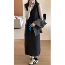 批发韩版 v领毛衣裙女秋<b class='q'>冬</b>长款内搭套头马甲针织背心连衣裙