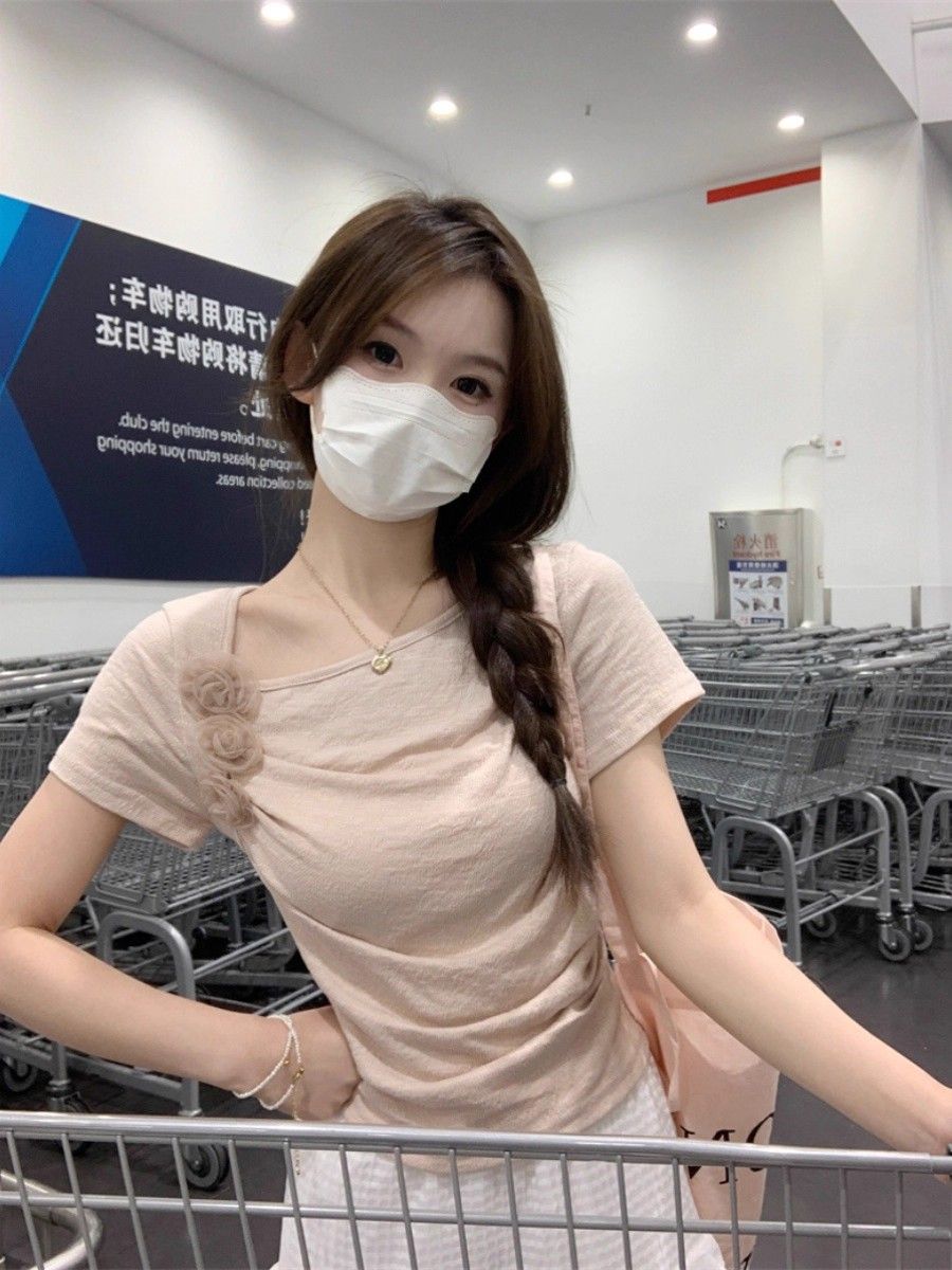 FA33786# 原版面料纯褶皱立体玫瑰短袖T恤女夏季新收腰小众短款上衣 服裝批發女裝批發服飾貨源