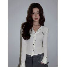 批发慕斯德绒白色波点拼接内搭打底衫女秋修身短款长袖t恤<b class='q'>上衣</b>