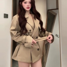 批发高级感风衣外套女秋季新款女装卡其色英伦风小个子收腰短款大衣潮