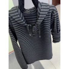 批发长袖连帽拼色条纹上衣女2025早秋潮流时尚百搭休闲简约设计感<b class='q'>小衫</b>