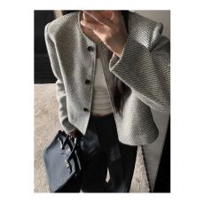 批发2025春秋年轻新款时尚香风外套气质复古圆领单排上衣条纹宽松