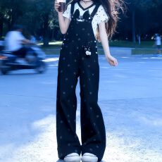 批发原宿风小众小猫星星印花牛仔背带裤女春夏季<b class='q'>新款</b>休闲牛仔背带裤子