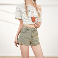 批发ins风原宿辣妹休闲包臀牛仔短裤女<b class='q'>春</b>夏季新款高腰性感a字牛仔短裤