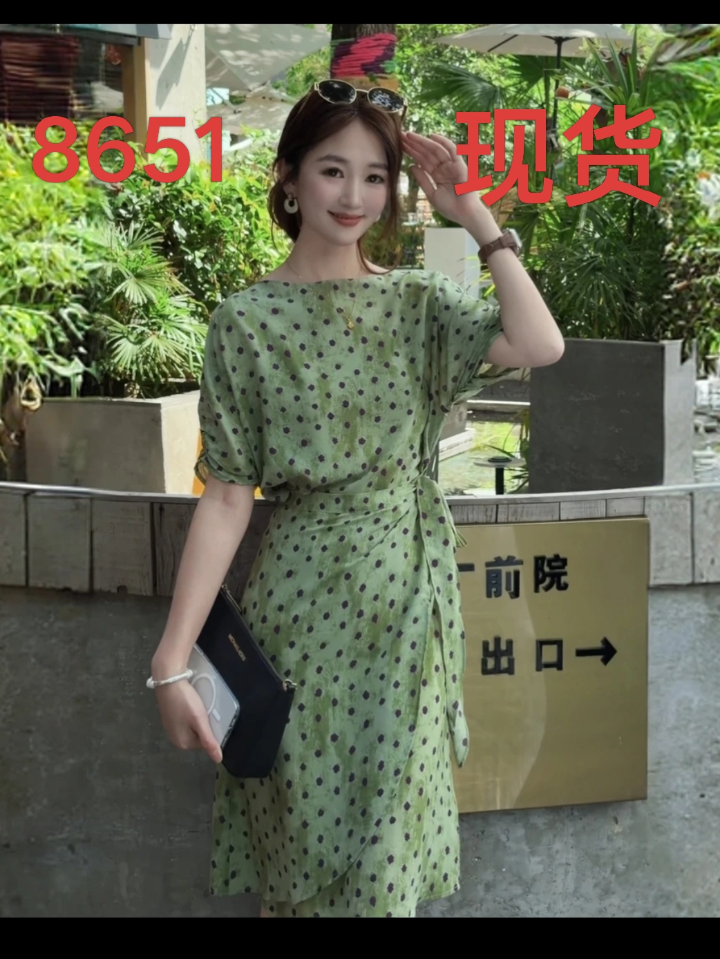 2026 새로운 여름 슬림해 보이는 프랑스식 낭만주의 미니멀리즘 출퇴근 여행 휴가 착용 가져 가라. 드레스