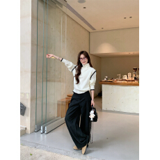 批发实拍实价  新款设计感洋气减龄针织衫半拉链撞色毛衣