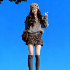 批发复古巨好看的冬装一整套高级独特圆领毛衣豹纹半身裙女ins