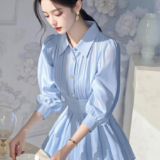 批发法式气质蓝色独特收腰上衣女高级显瘦甜美洋气网红新款<b class='q'>衬衫</b>