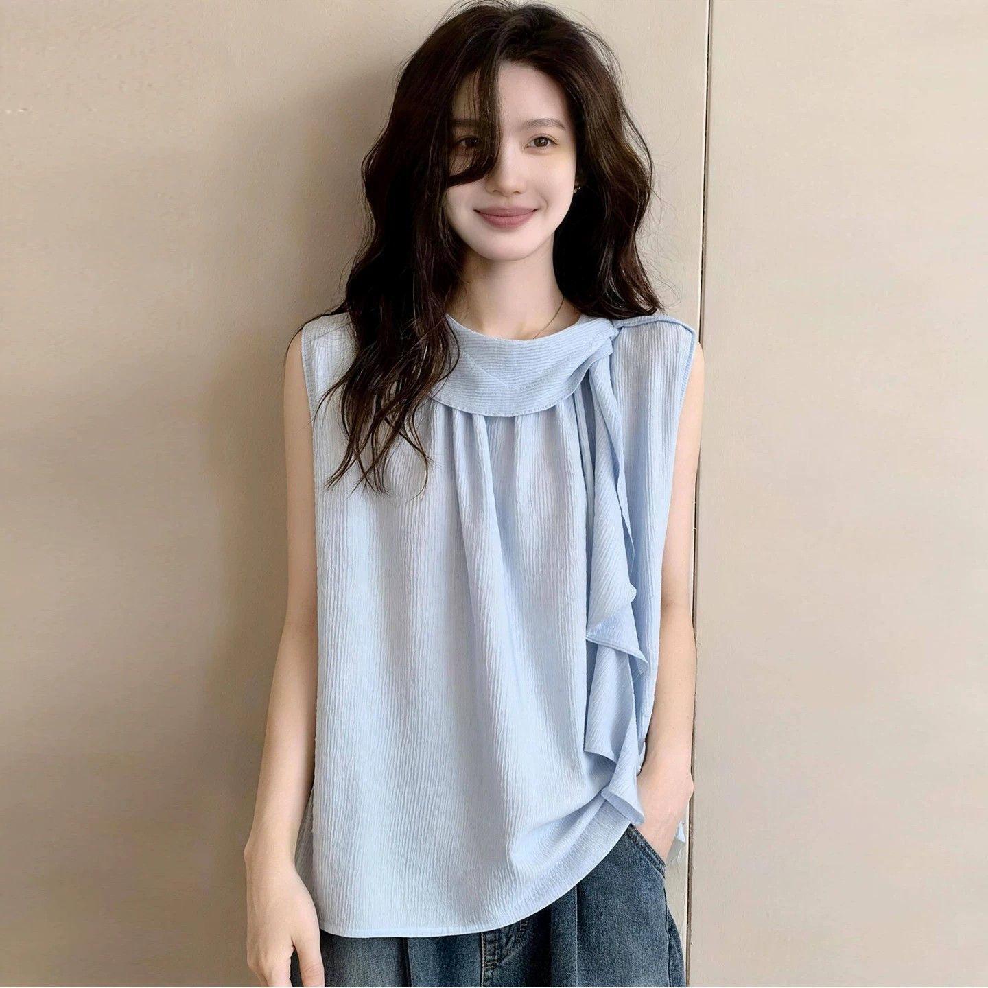 파란색 리본 민소매 조끼 여성 셔츠 2026 새로운 여름 빅 사이즈 지방 mm 슬림해 보이는 프릴 작은 셔츠 맨위