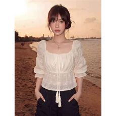 批发温柔风白色方领泡泡袖<b class='q'>衬衫</b>女夏季设计感小众<b class='q'>衬衣</b>小衫修身<b class='q'>百搭</b>上衣