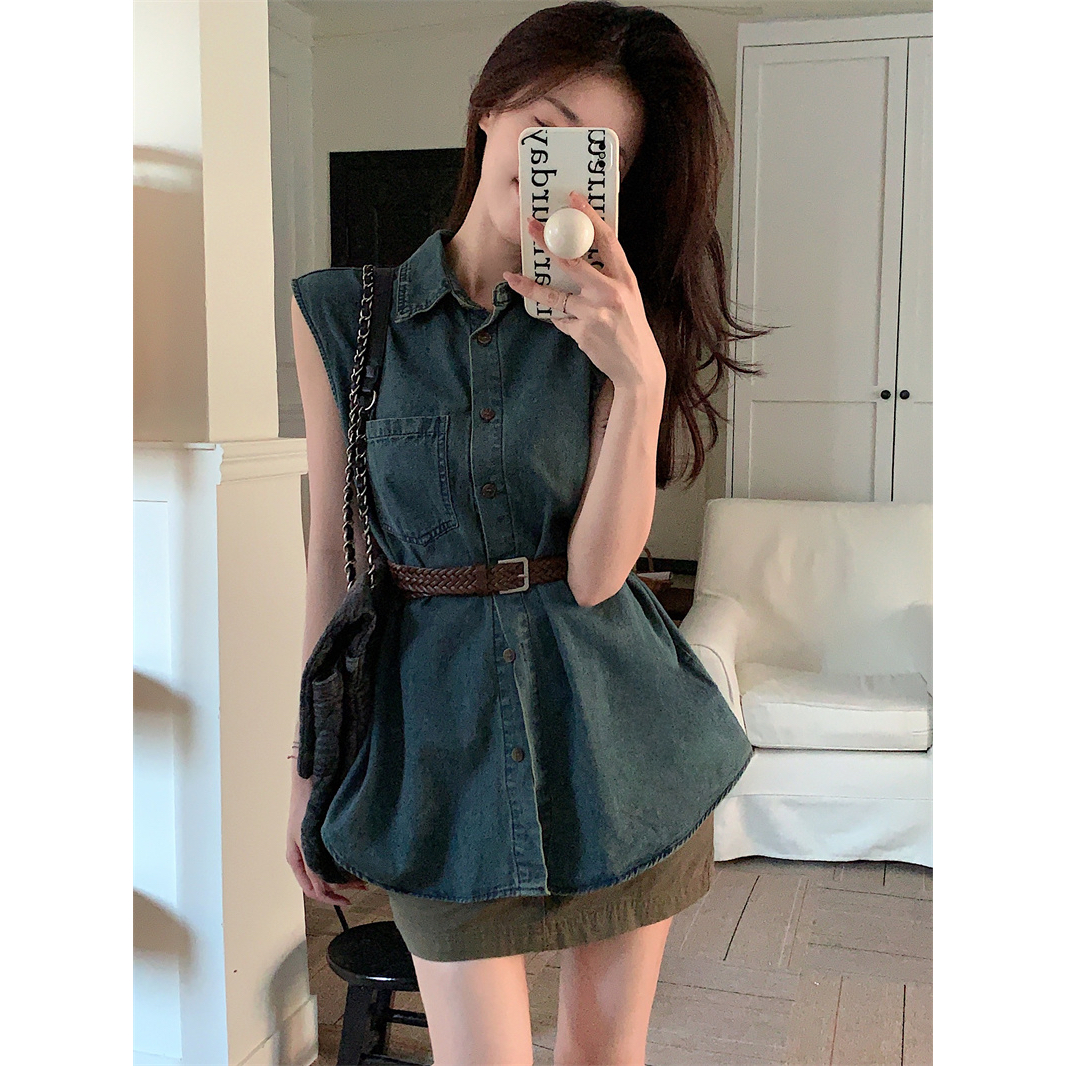 항구 바람 레트로 POLO 칼라 민소매 데님 셔츠 여성 의류 여름 디자인 센스 루즈핏 슬림해 보이는 작은 대중 셔츠 맨위