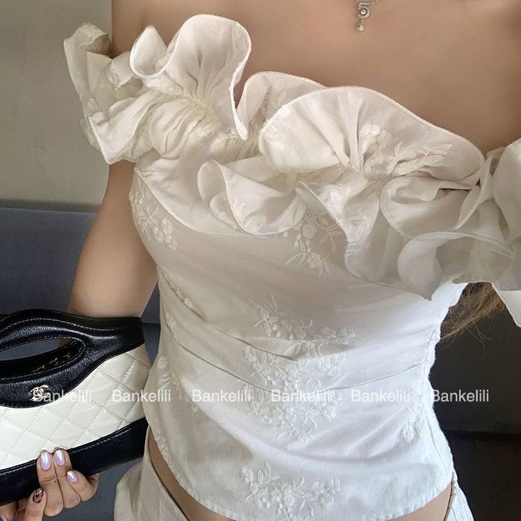 순수한 욕망 바람 볼륨 측면 화이트 오프숄더 자카드 몸매 가꾸기 작은 대중 여성 여름 디자인 센스 핫걸 아름다운 오프숄더 맨위