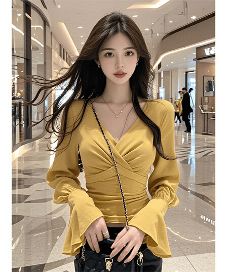 프랑스식 품격 부드러운 바람 십자가 나팔 주름 디자인 긴팔 맨위 여성 이른 가을 몸매 가꾸기 Chic 아름다운 티셔츠