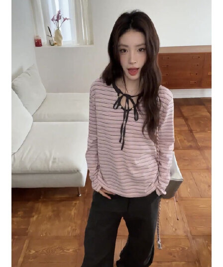 빅 사이즈 한 부서 착용 가져 가라. 핑크색 스트라이프 라운드 넥 긴팔 티셔츠 여성 가을 루즈핏 느긋한 슬림해 보이는 기본 셔츠 맨위