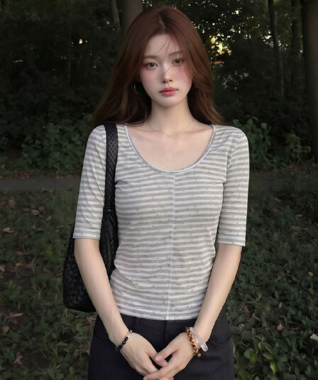 한국 스타일 레트로 순수한 욕망 바람 중간 소매 티셔츠 여성 여름 새로운 몸매 가꾸기 슬림해 보이는 디자인 센스 작은 대중 스트라이프 맨위 ins