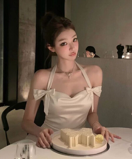 화이트 나비 매듭 오프숄더 행침 목 슬립 인사이드 가져 가라. 여름 순수한 욕망 프랑스식 빛 럭셔리 고급 센스 작은 대중 다용도 맨위