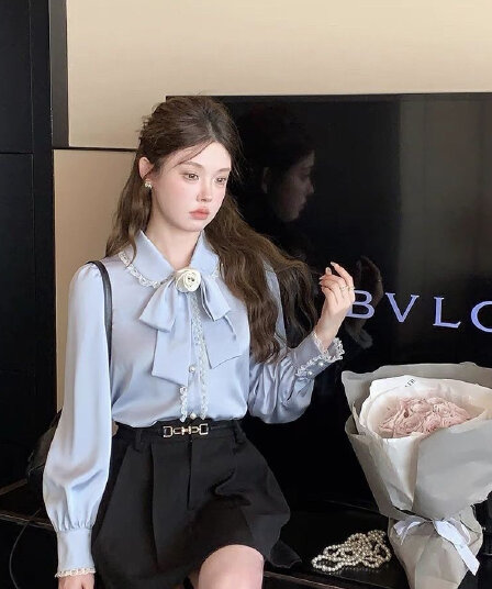 이른 가을 새로운 작은 셔츠 한 부서 빛 요리 한 맨위 긴팔 몸매 가꾸기 레이스 레이스 패치워크 베이비 칼라 나비 매듭 출퇴근