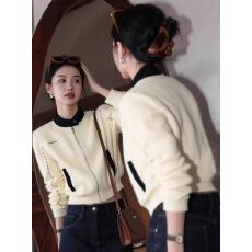 批发秋季小个子独特漂亮上衣气质高级感时尚洋气巨好看百搭杏色<b class='q'>短外套</b>