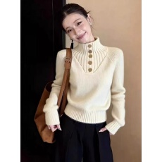 批发巨好看精致百搭半高领设计杏色<b class='q'>针织</b>毛衣女2025冬季新款高级感<b class='q'>上衣</b>