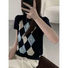 批发法式复古撞色菱格纹羊毛混纺针织衫立体花朵短袖美拉德上衣大码