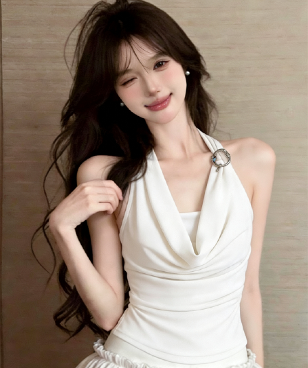 실사 섹시함 핫걸 고급 센스 행침 목 캐미솔 디자인 센스 작은 대중 몸매 가꾸기 슬림해 보이는 민소매 맨위