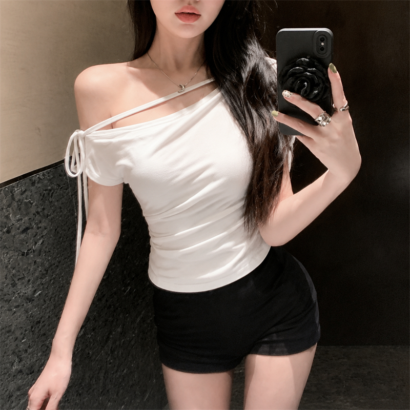 실사 한 부서 순수한 욕망 비스듬한 어깨 레이스업 민소매 티셔츠 고유 한 슈퍼 잘 생긴 달콤한 매운맛 몸매 가꾸기 작은 셔츠 여성 셔츠
