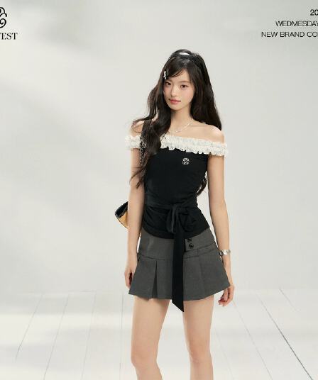 도트 무늬 레이스 패치워크 오프숄더 허리 수축 티셔츠 여성 여름 섹시함 핫걸 발레 바람 레이스업 맨위