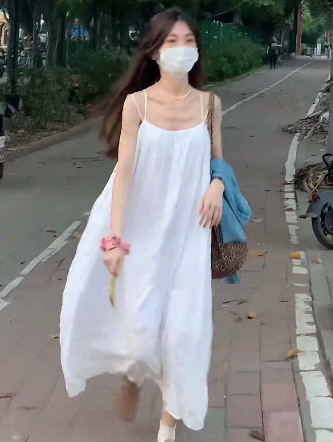 여름 새로운 프랑스식 부드러운 바람 슬림해 보이는 품격 슬립 드레스