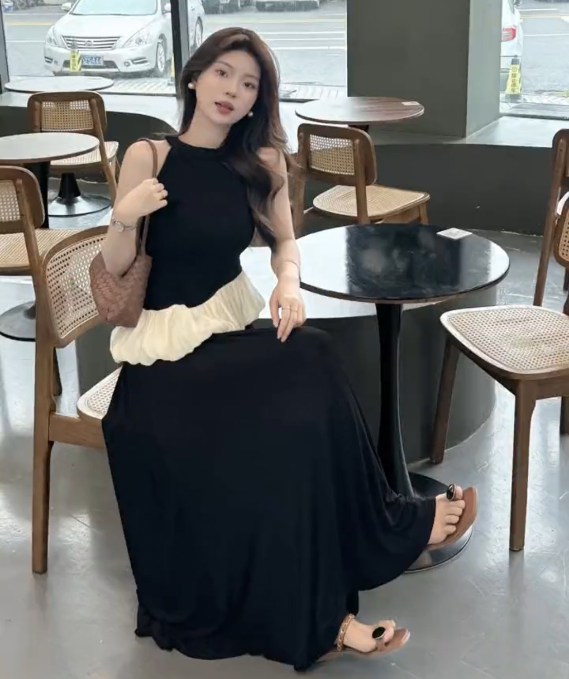 2026 여름 새로운 한 부서 경 사진 프릴 오프숄더 몸매 가꾸기 외출용 민소매 조끼 플러스 하이웨이스트 슬림해 보이는 반 스커트