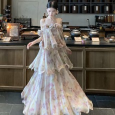 批发WalkinDark紫烟萝法式度假鱼线碎花雪纺蛋糕裙短袖吊带连衣裙