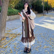 批发复古圆领爱心流苏针织<b class='q'>连衣裙</b>女早秋小个子宽松无袖背心裙气质长裙