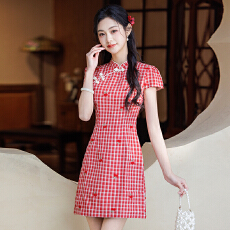 批发国风新中式甜美小樱桃刺绣格纹短袖短款<b class='q'>改良</b><b class='q'>旗袍</b>日常可穿连衣裙