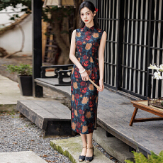 批发国风新中式复古印花开衩改良长款旗袍年轻款收腰显瘦无袖碎花裙子