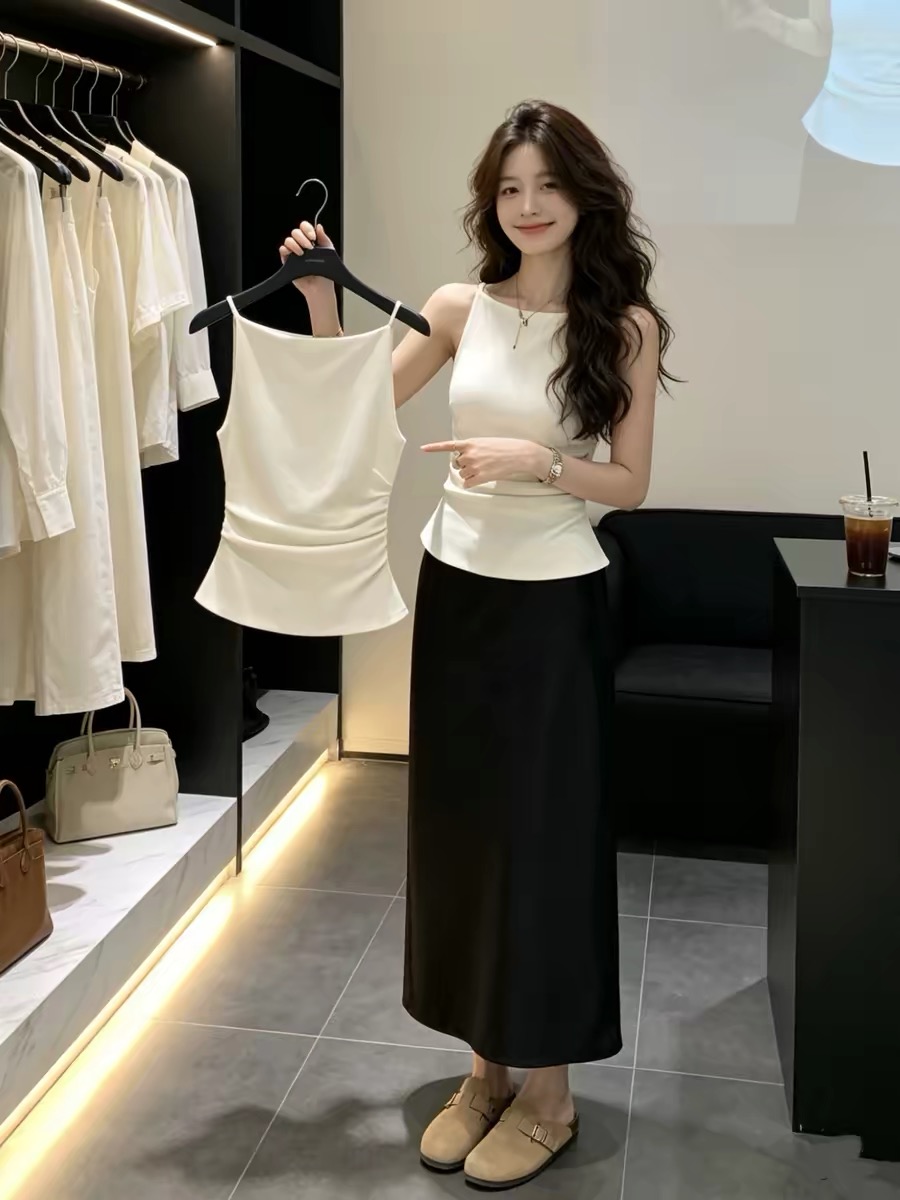 한 부서 작은 대중 디자인 센스 V넥 주름 몸매 가꾸기 민소매 조끼 슬립 여성 여름 슬림해 보이는 외국 가스 분위기 센스 맨위