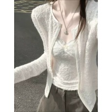 批发早秋纯欲穿搭套装法式蕾丝开衫上衣提花设计感修身吊带气质两件套