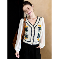 批发钩花镂空<b class='q'>长袖</b>女士<b class='q'>衬衫</b>秋冬新款设计感小众高级感法式短款上衣