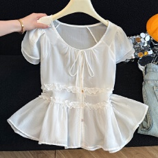 批发韩系<b class='q'>蝴蝶结</b>系带<b class='q'>衬衫</b>女2026夏季款宽松飞飞袖木耳边减龄娃娃衫上衣
