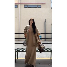 批发秋冬氛围的神！高级感披风温柔气质披肩保暖百搭斗篷流苏围巾套装