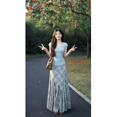 批发法式绝美碎花A<b class='q'>字</b><b class='q'>半身裙</b>女夏季新款漂亮气质高腰显瘦中长款长<b class='q'>裙</b>子