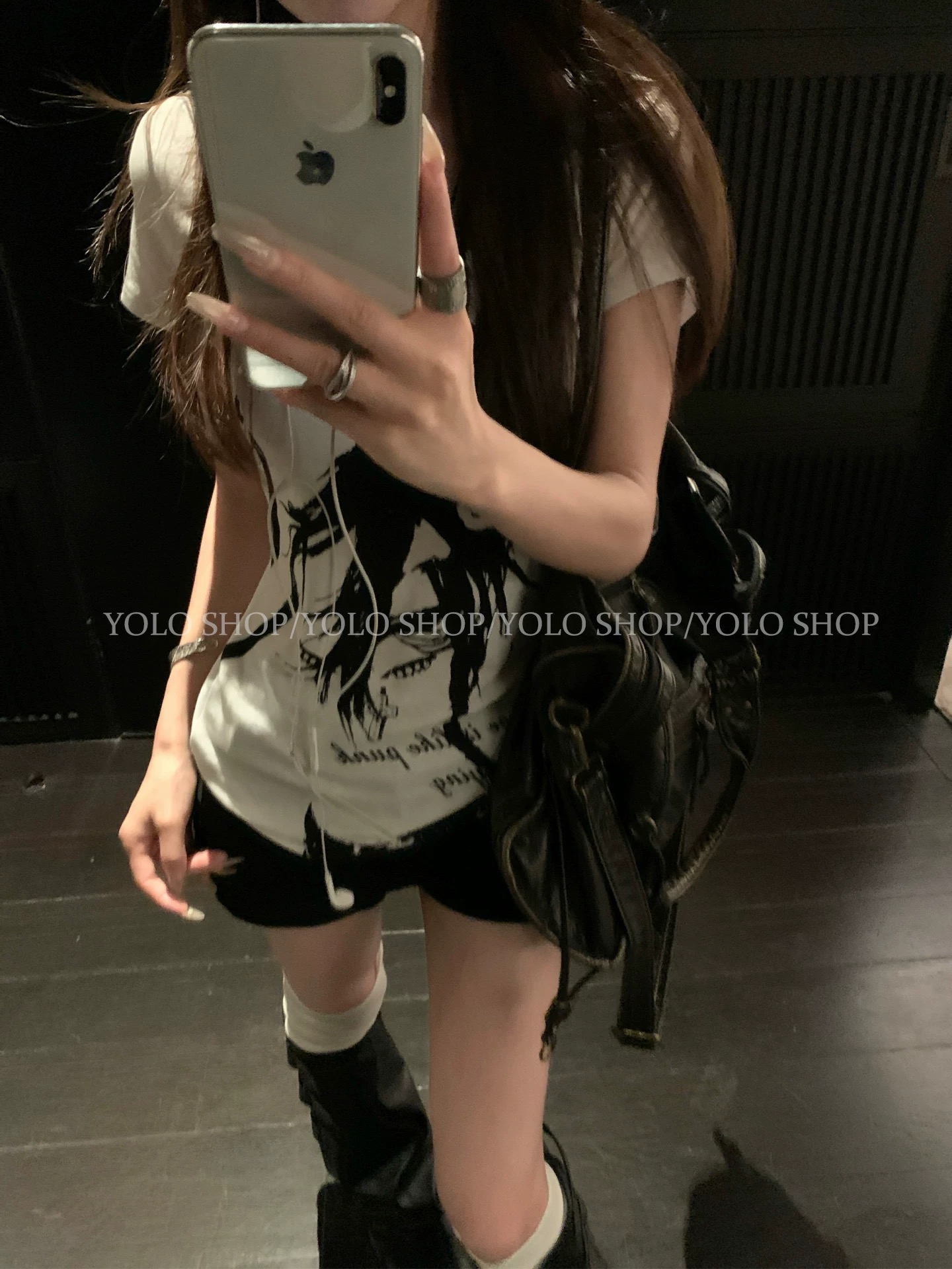 yolo shop 5 13 신제품 95 접기 펑크 사랑 오리지널 화이트 디자인 센스 프린트 긍정적 인 어깨 V넥 티셔츠