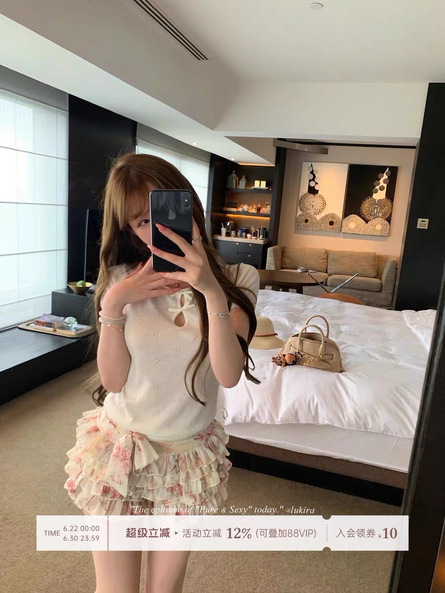 lukira 빛 연 여름 라운드 넥 나비 매듭 홀로우 아웃 자카드 니트 반팔 티셔츠 여성 여름 슬림해 보이는 맨위