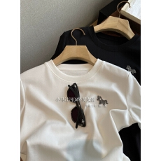 好穿疯了！！！高品质推荐~2026早春基础款磨毛烫钻小马短袖T恤女