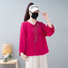 批发2026年春夏新品民族风刺绣七分袖上衣V领套头上衣女式