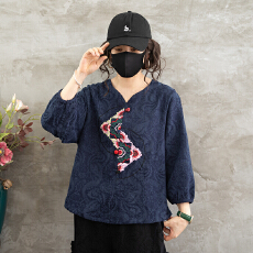批发2026年春夏新品民族风刺绣七分袖上衣V领套头上衣女式