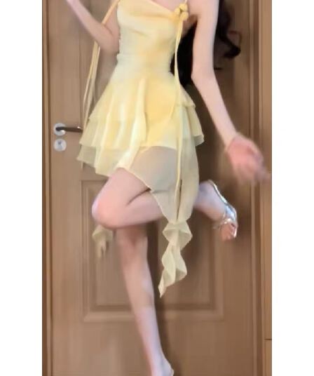 순수한 욕망 핫걸 품격 몸매 가꾸기 슬립 드레스 여름 새로운 슈퍼 요정 리본 아름다운 A라인 스커트 여성 의류
