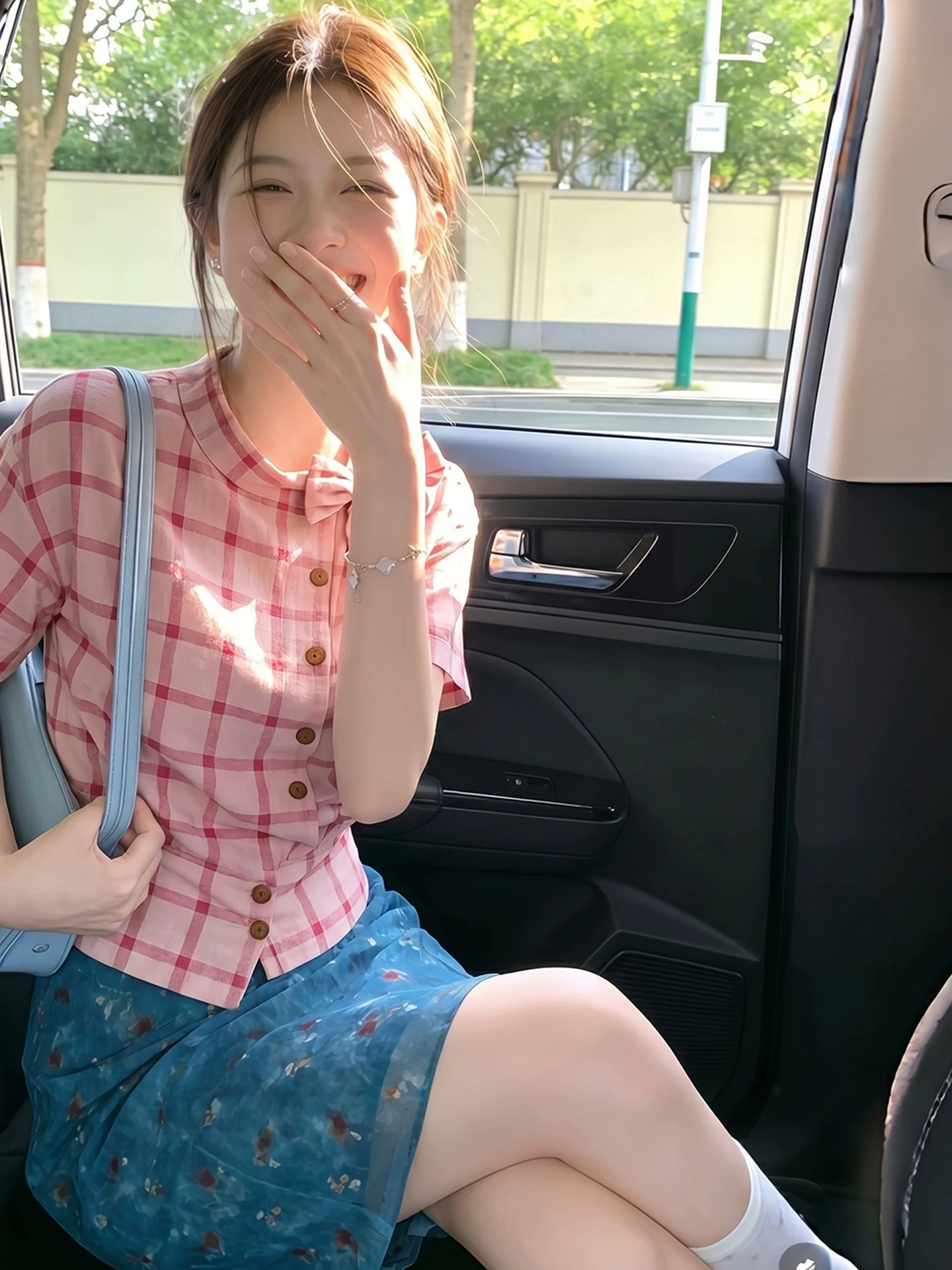 도파민 달콤한 자매 바람 핑크색 체크무늬 민소매 여성 셔츠 2026 새로운 여름 프랑스식 사소한 그레이트 봐. 의류