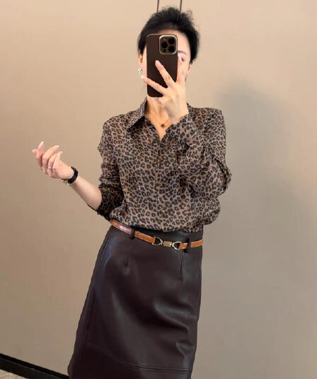 한 부서 레트로 레오파드 무늬 여성 셔츠 가을 폴로 칼라 루즈핏 슬림해 보이는 긴팔 항구 바람 품격 고급 센스 캐주얼 맨위