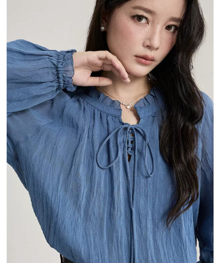 guier 레이스 레이스업 여성 셔츠 2026 새로운 가을 작은 대중 레트로 고급 슬림해 보이는 캐주얼 맨위