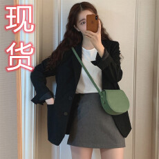 批发黑色西装外套女小个子2026春秋短款高级感炸街韩版休闲显瘦<b class='q'>西服</b>新