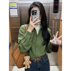 批发港风复古墨绿色磨毛长袖衬衫女秋季款高级感简约洋气打底叠穿上衣